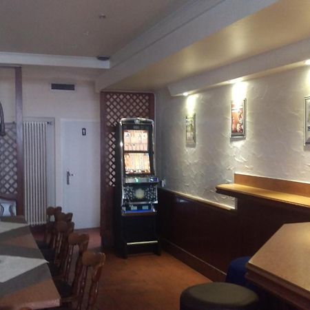 Hotel Am Schenkelberg Σααρμπρύκεν Εξωτερικό φωτογραφία